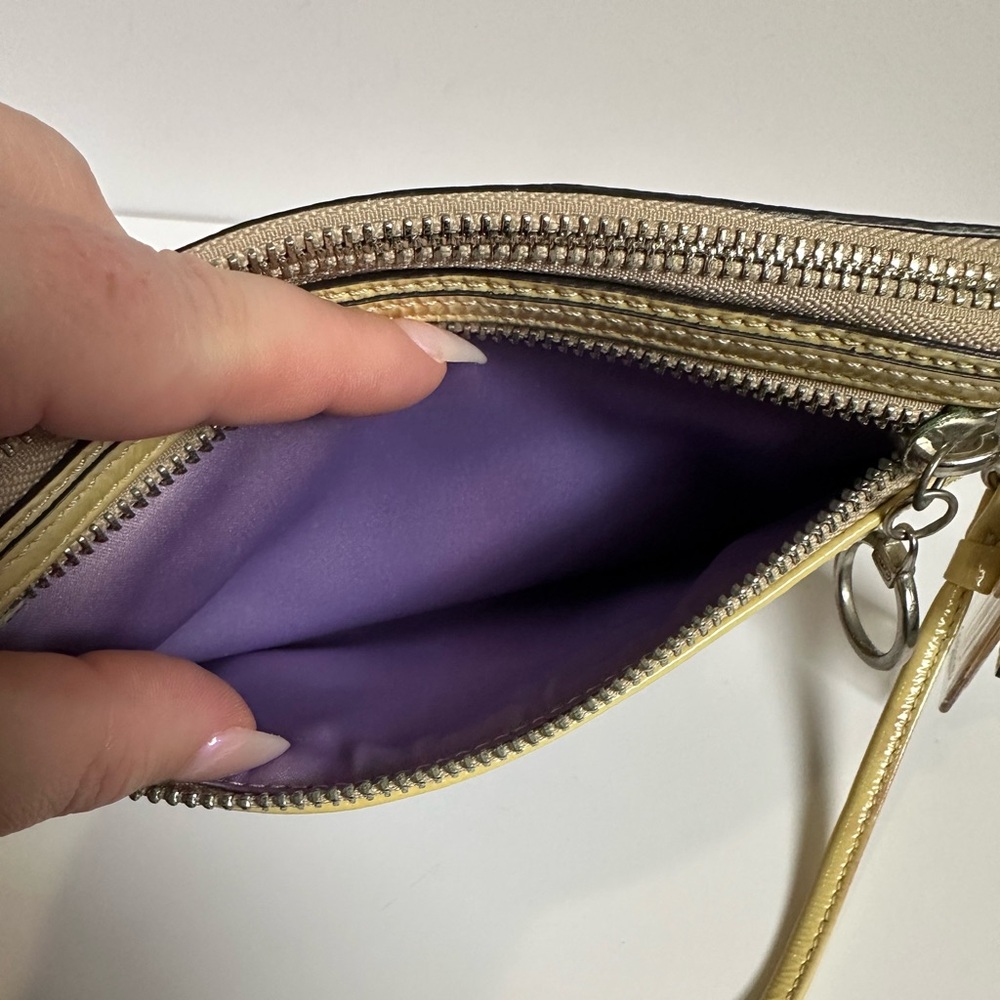 Coach Poppy Y2K Yellow Leather and Khaki Jacquard Signature Mini Crossbody - EUC - Picture 15 of 17